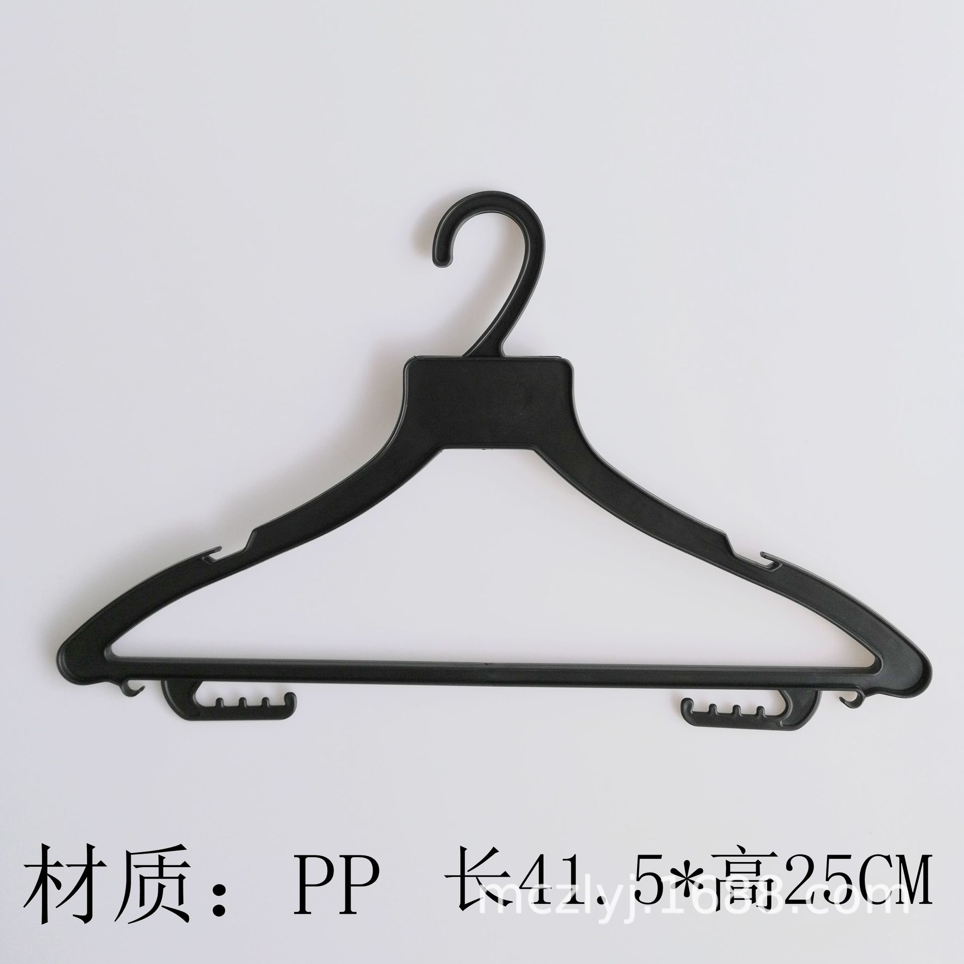 黑色塑料衣挂衣架酒店式衣架賓館幹洗店衣撐廠家印刷直銷中麗