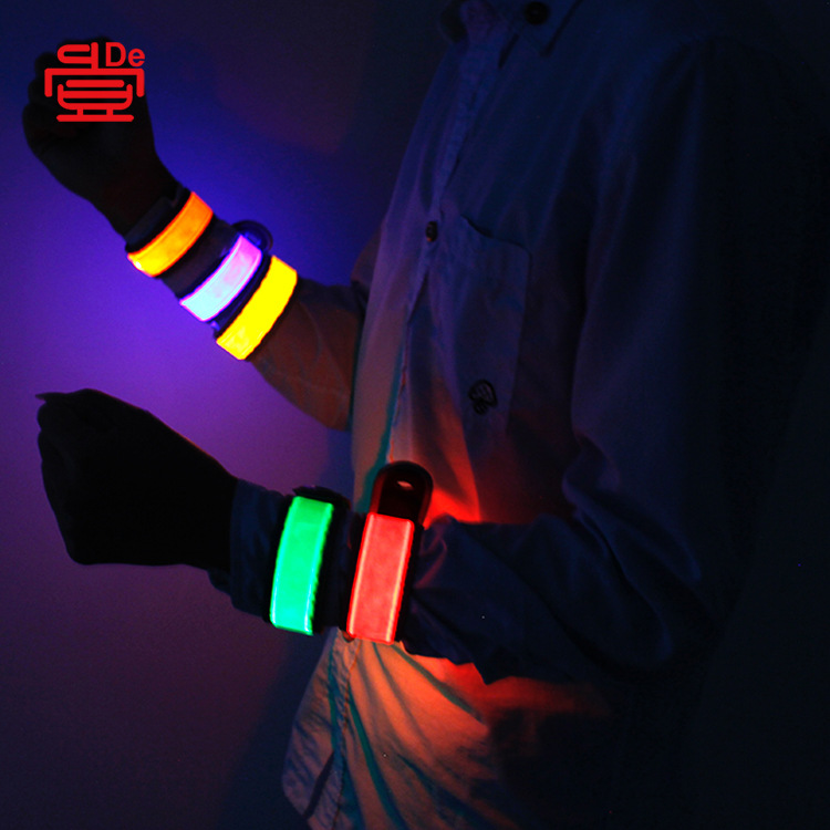 LED发光包边手臂带 反光布手环 夜跑夜骑警示闪光手腕带 夜光手环
