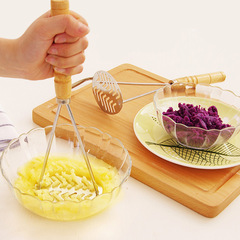 Potato Masher with Wooden Handle and Double Ribbed Design, Handheld Potato Mashing and Crushing Tool, Creative Kitchen Gadget