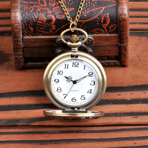 Classic Cross-border Retro Tractor Case Quartz Watch Accessory, Large Quartz Watch 9006