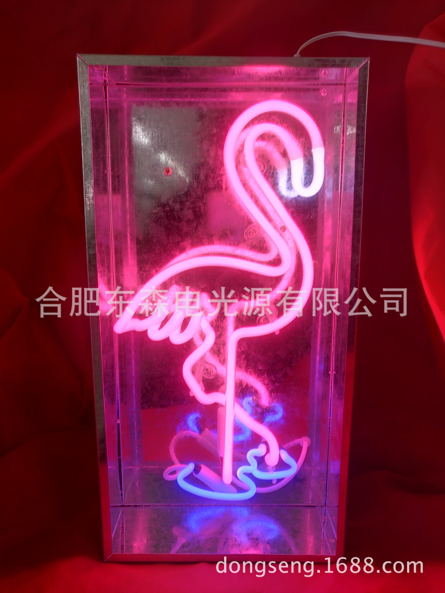 플라밍고 네온 조명, EU 네온 플라밍고, 철 상자 네온 조명, 빈티지 철 상자의 유럽 버전