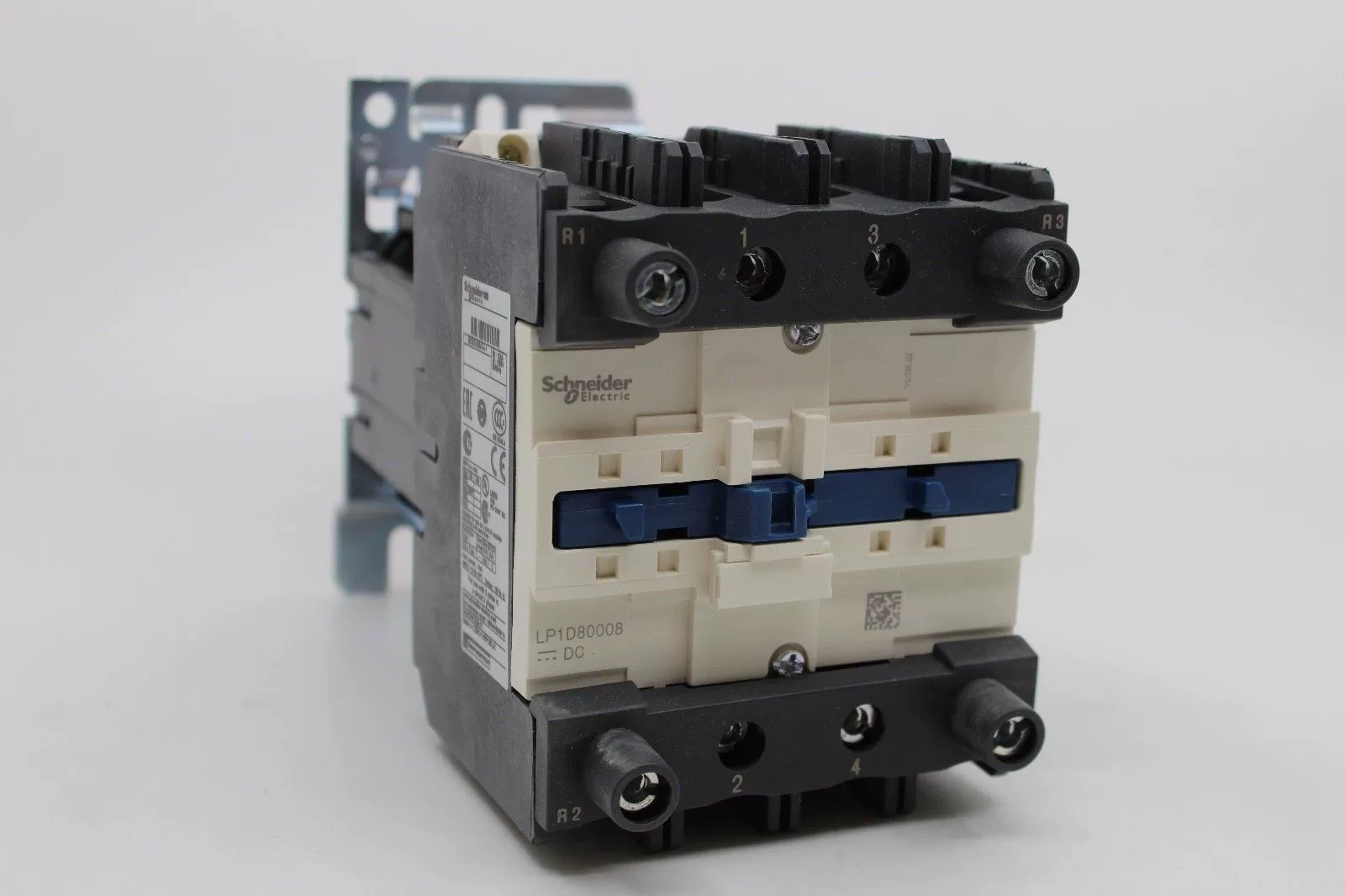 Оригинальный трехполюсный DC контактор LP1D65004FD DC110V 65A