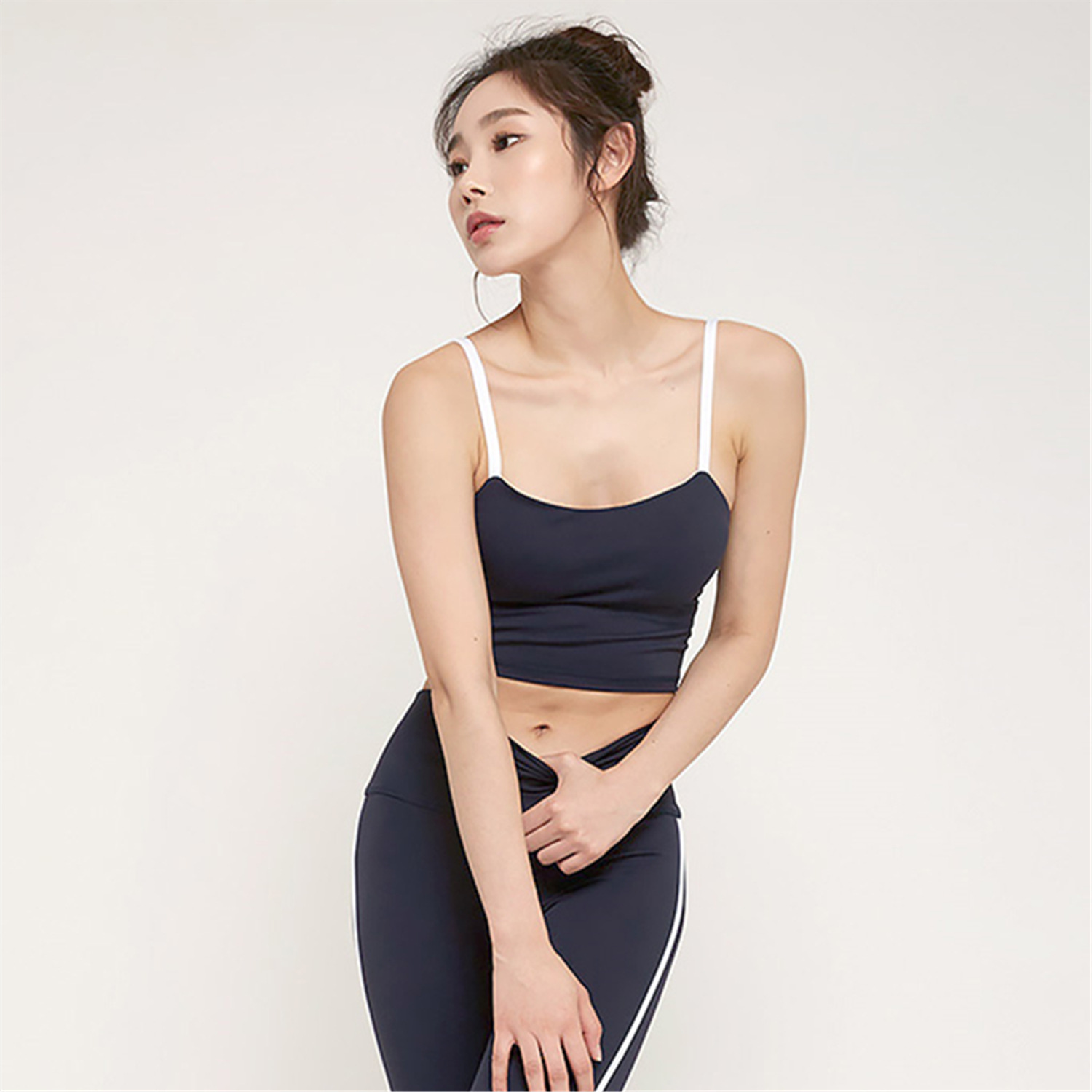 2018吊带背心运动文胸女健身房瑜伽内衣跑步训练防震聚拢文胸bar