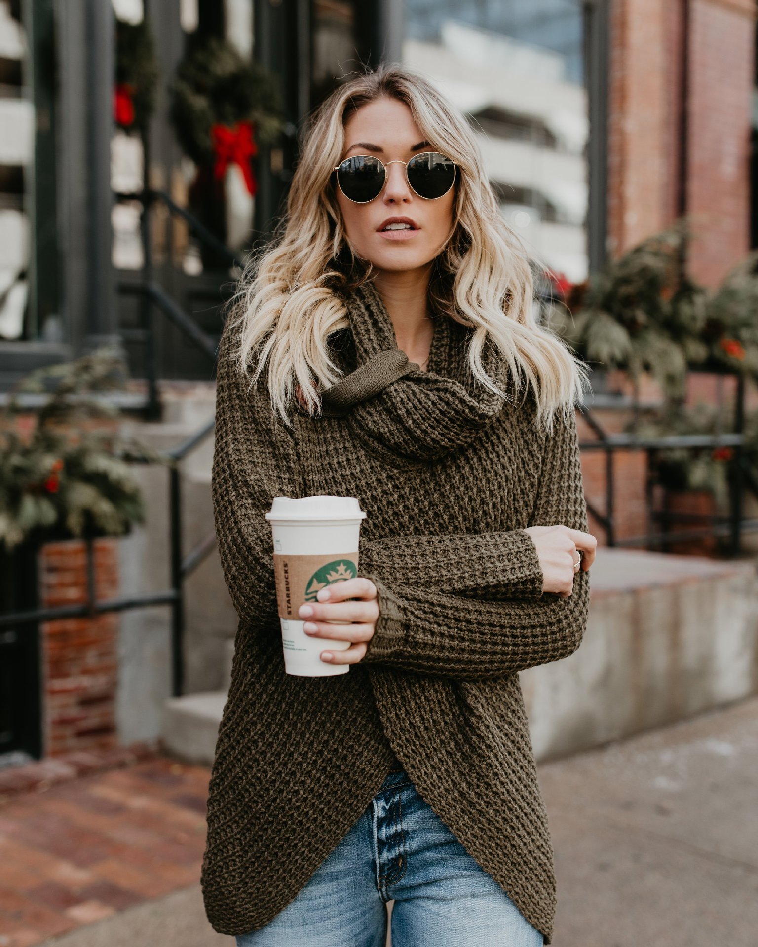 2023 Otoño e Invierno prendas de punto OL cercanías Amazon turtleneck cardigan color sólido suéter de una sola pieza de las mujeres