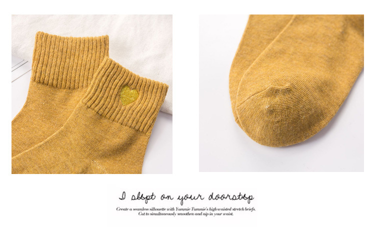 Calcetines nuevos de otoño e invierno con bordado de amor de hilo dorado, calcetines de algodón para mujer, calcetines de tubo medio bordados de entrepierna alta para mujer_voghion.com