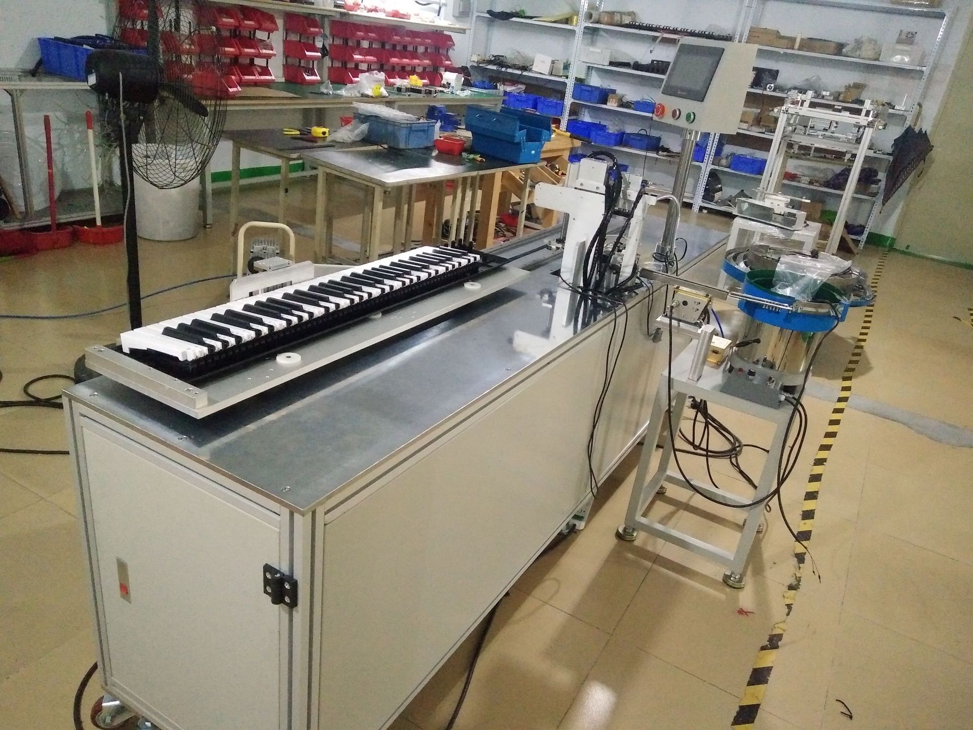 深圳苏州电子琴自动拉弹簧机