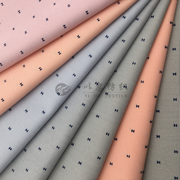 【三角形几何印花】超细旦底布格条 19年春夏款 男女衬衫面料现货