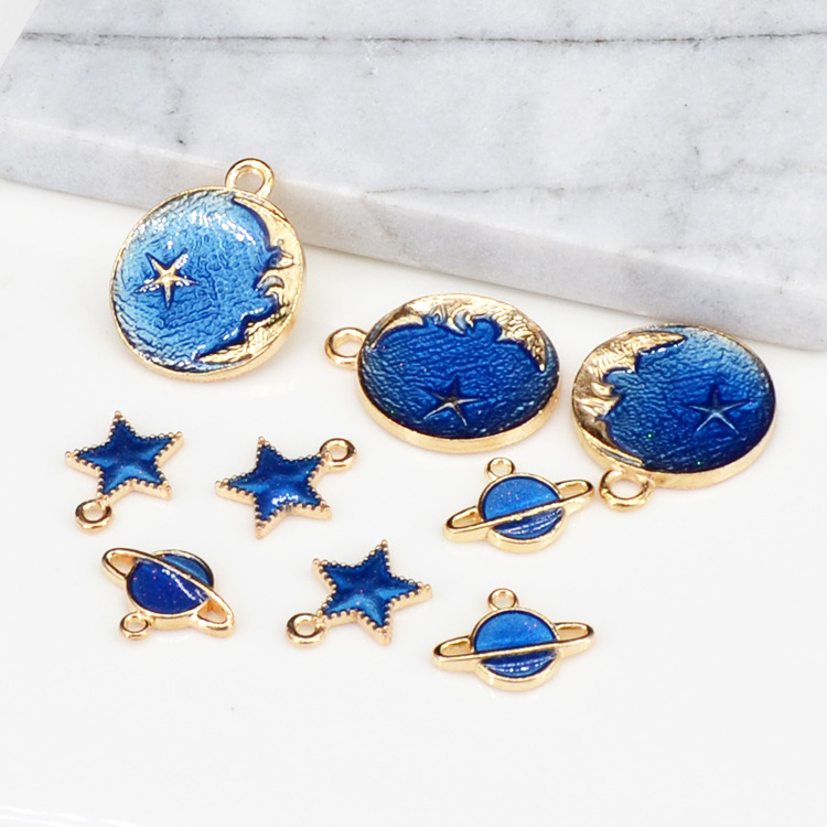 10 Pcs/package Simple Style Star Moon Alloy Enamel Plating Pendant Jewelry Accessories display picture 3