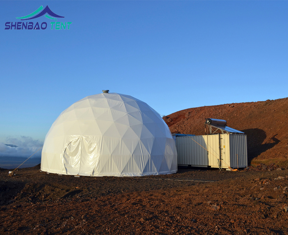 户外露营星空投影天幕民宿音乐会半球生态酒店沙地草原度假帐篷