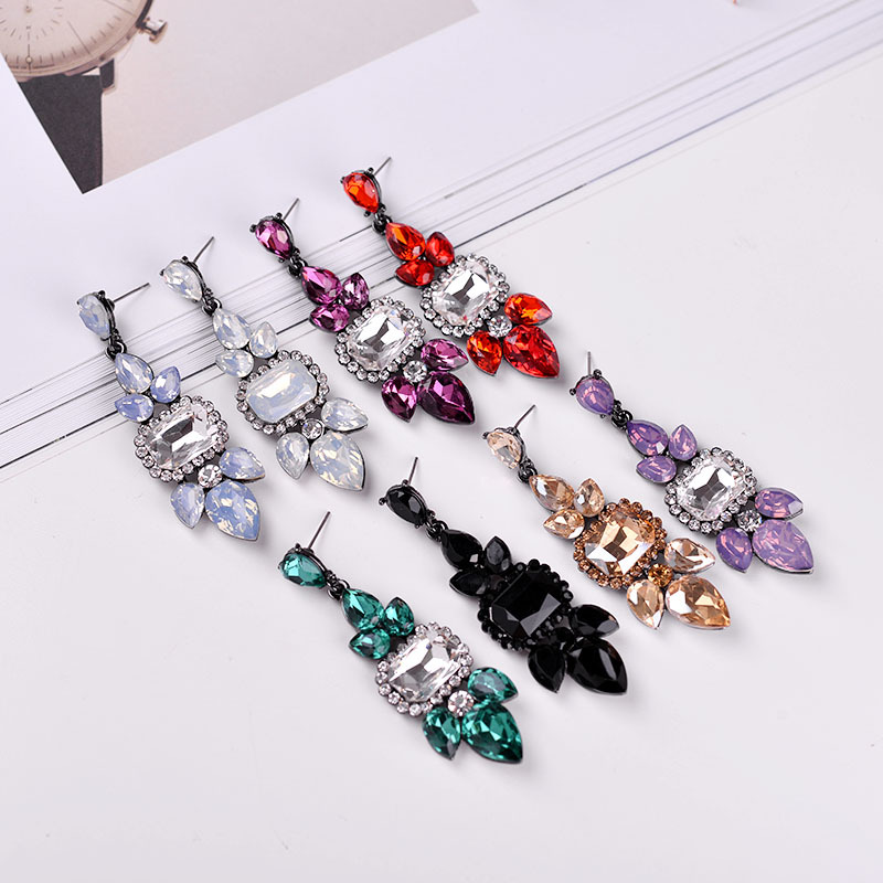 1 Pair Retro Geometric Inlay Alloy Resin Artificial Crystal Drop Earrings display picture 2