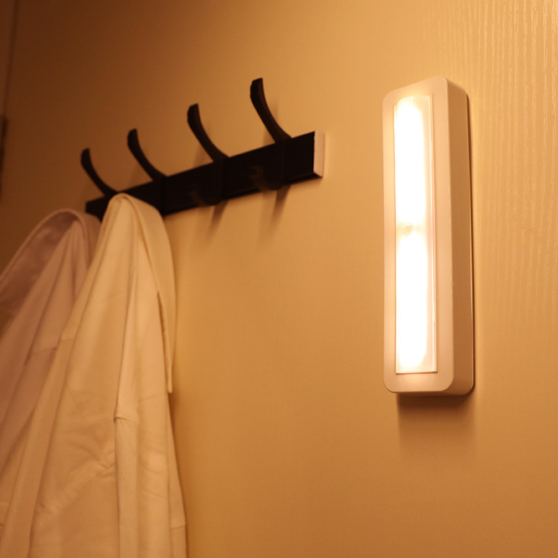 亚马逊爆款LED橱柜衣柜灯感应灯壁柜床头创意灯小夜灯一件代发