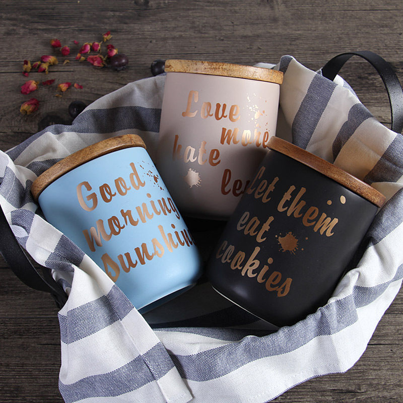 Nórdico creativo tarro de almacenamiento de cerámica con tapa sellada tarro de almacenamiento de cocina té café tarro decoración del hogar al por mayor