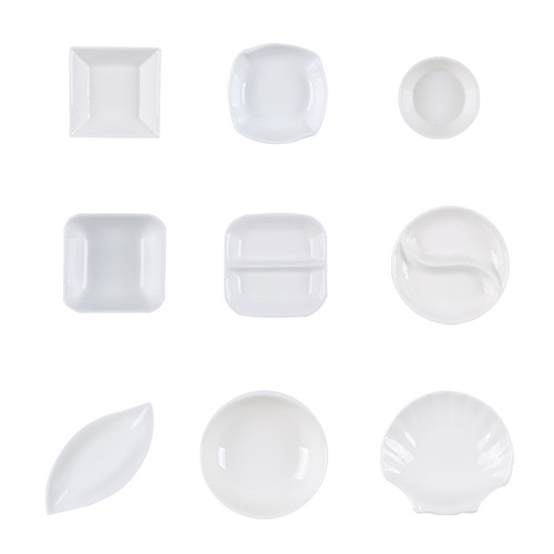 Creative small dish, oil sauce dish, pure white ceramic seasoning dish, vinegar dipped ink dish, cute household tableware