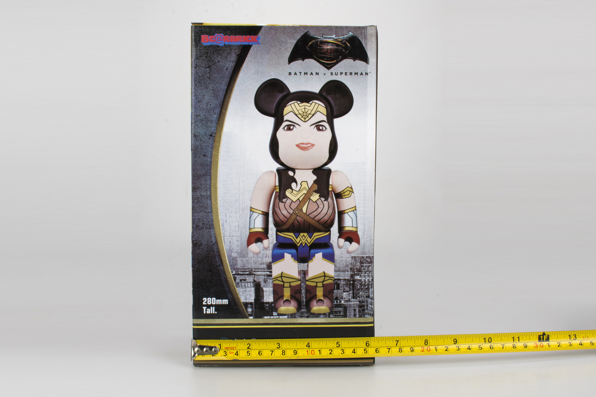 Wonder Woman Figurine
