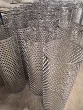 廠家供應304不銹鋼濾芯骨架孔板網管 金屬網管 不銹鋼網管骨架