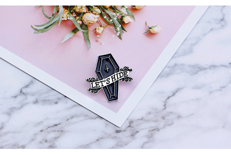 60g Weight No Inlaid Inlay Material Brooches Classification Anniversary, Business, Travel Occasion Alloy Material Halloween Festival Geometric Pattern Unisex Gender Plating Design Retro Style Retro Pin Geometric Alloy Plating No Inlaid Unisex Brooches 3