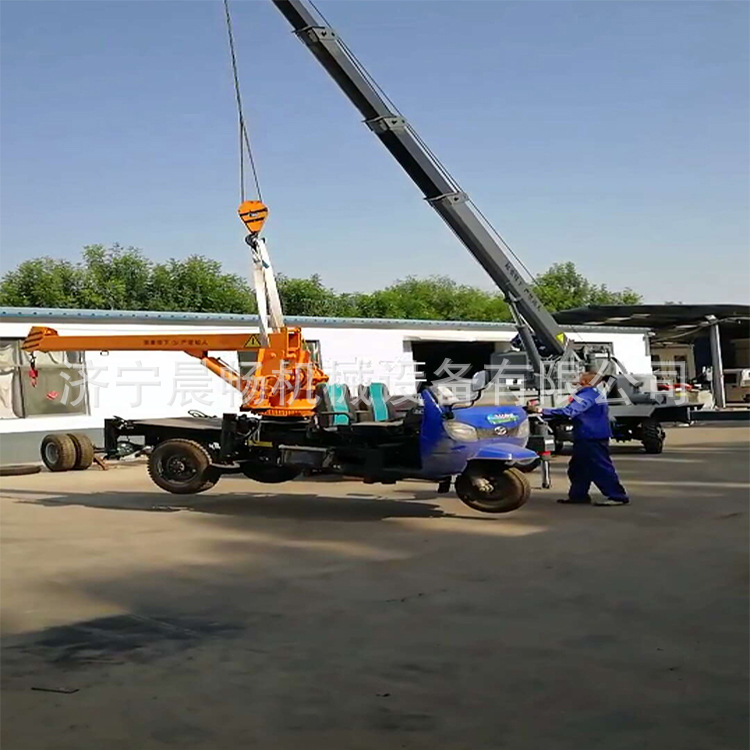 全液压三轮随车吊 农用3吨三轮随车吊 遥控操作小型起重机款