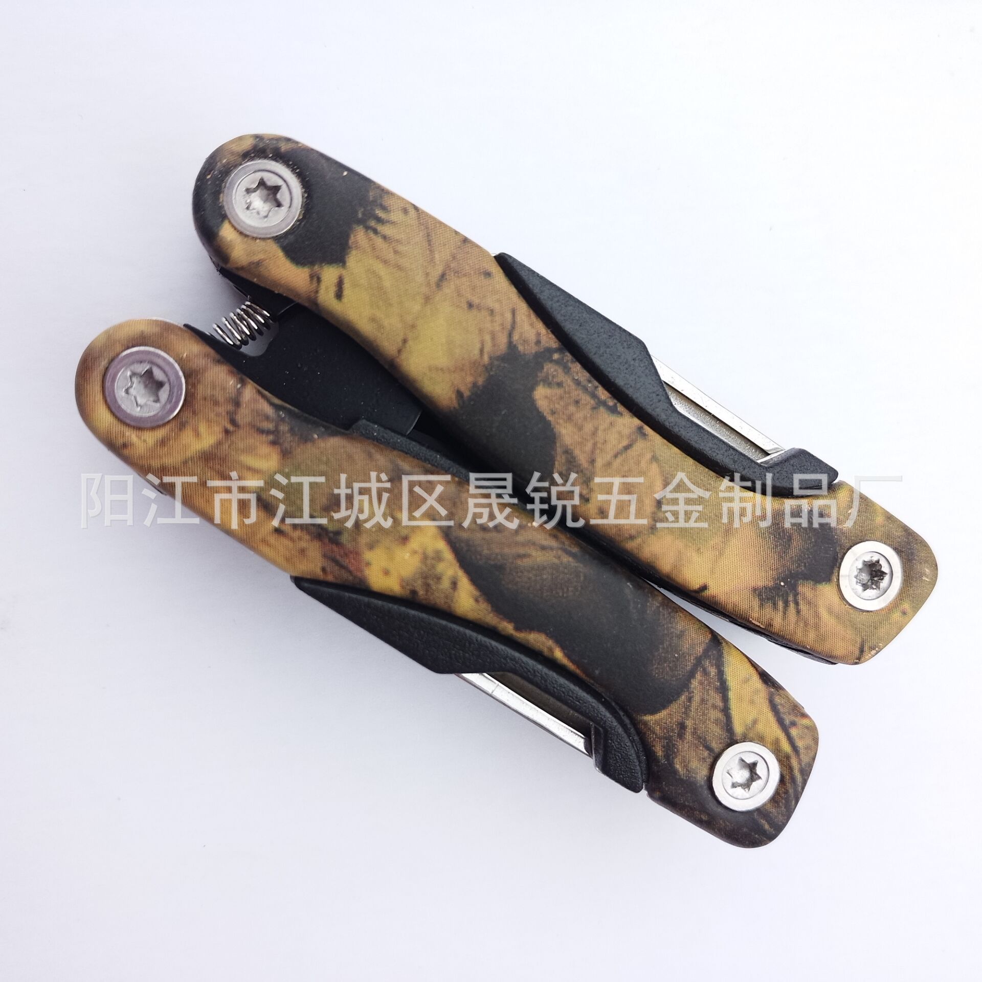 迷彩小号多功能钳子 户外组合野营工具钳 折叠钳 迷你钳厂家供应