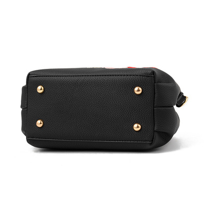 箱包批发新款时尚女包韩版潮手提包单肩斜挎绣花包包一件