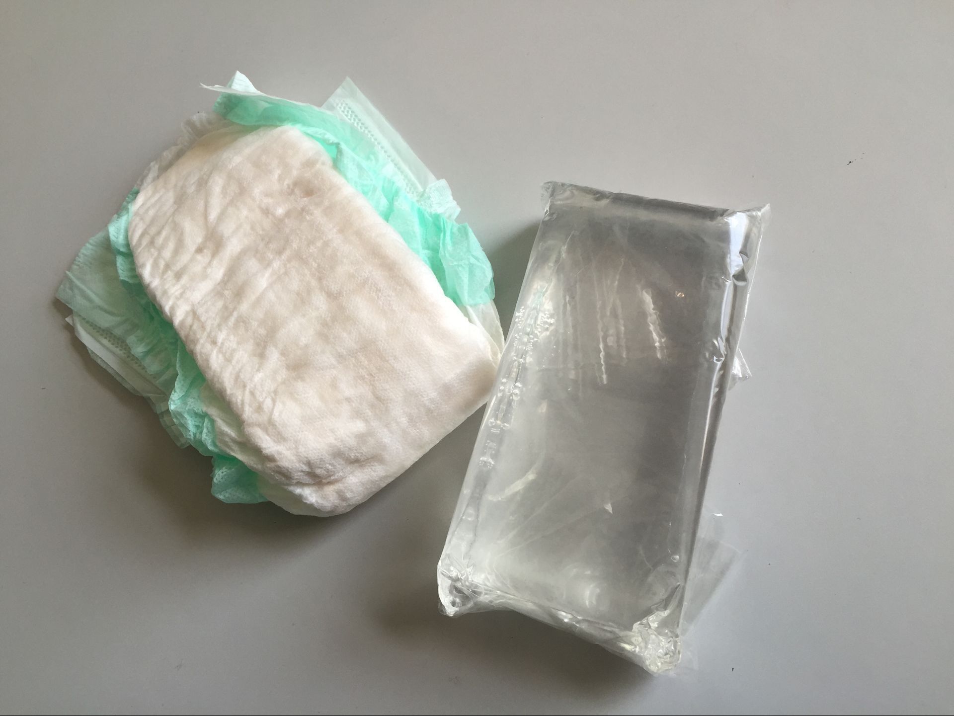 厂家热销卫生巾与纸尿裤业用热熔胶