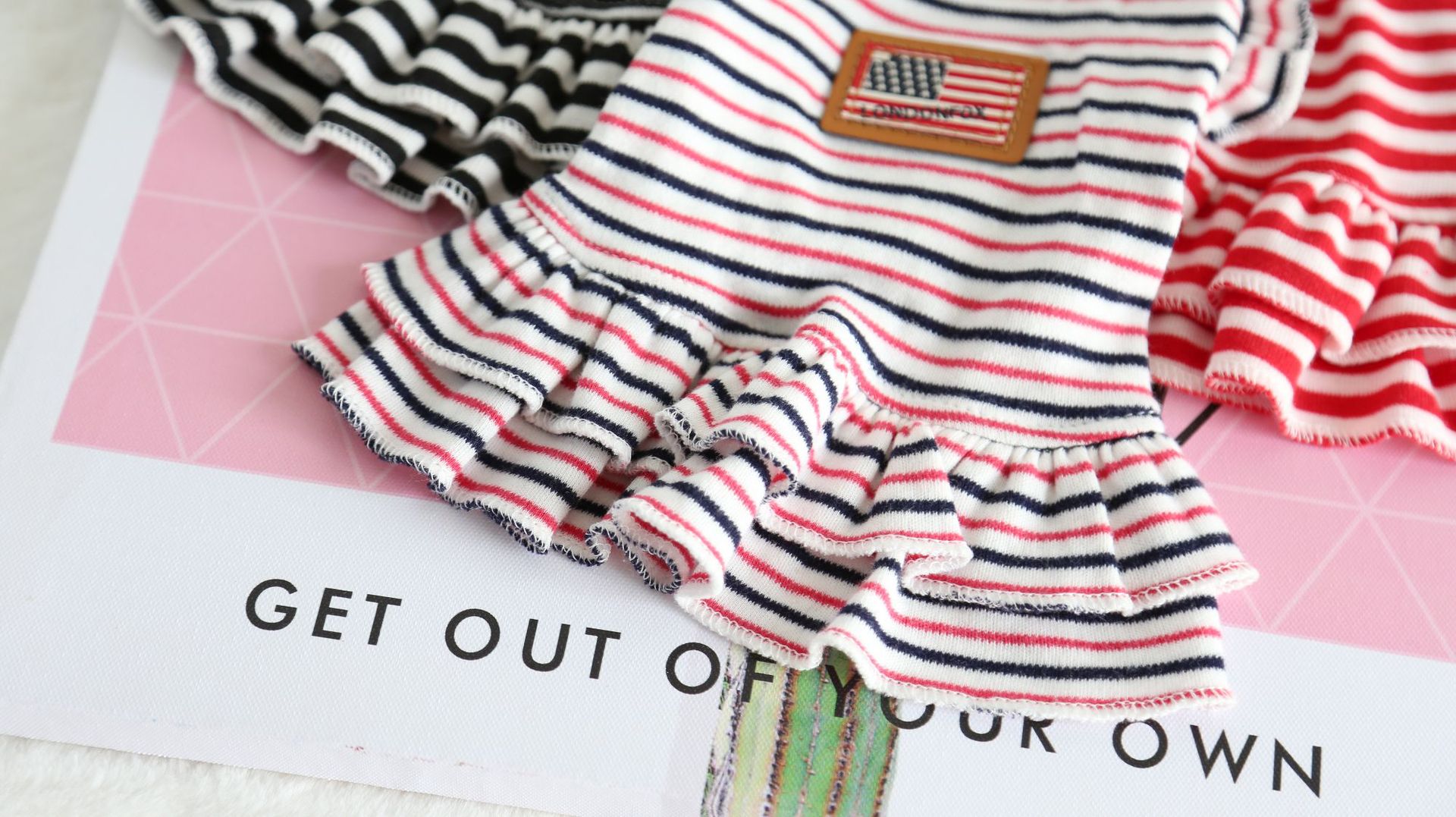 英伦风条纹打底裙