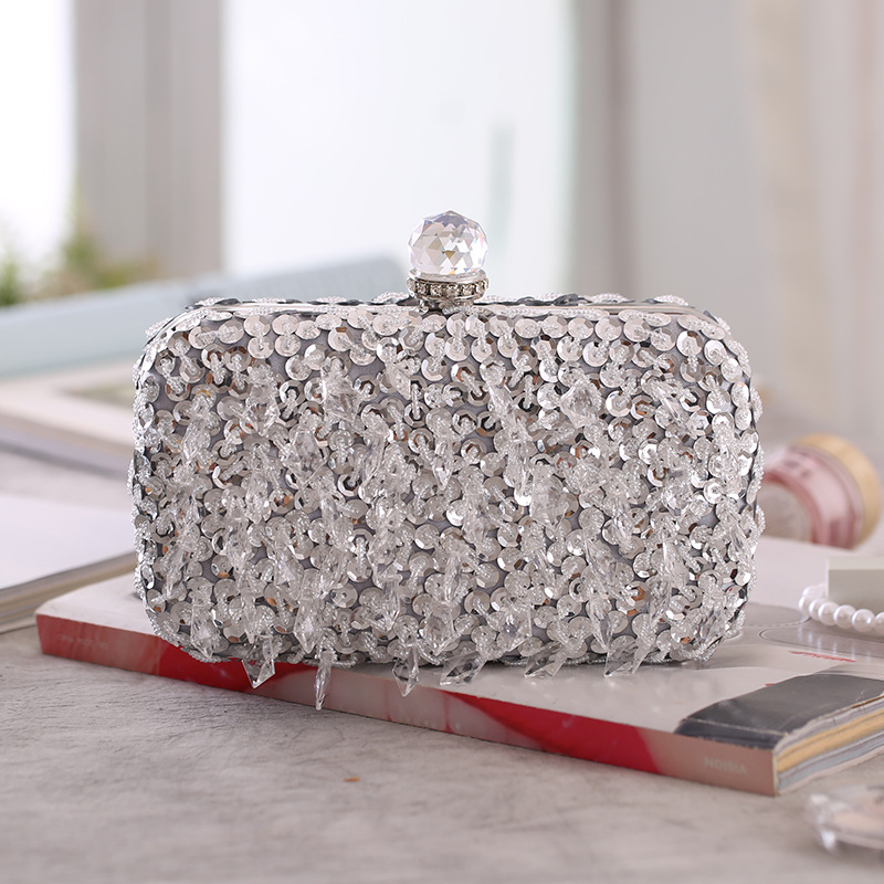 New Beaded Dinner Bag Clutch Bag Hard Box Small Square Bag display picture 2