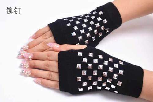 Women's Sailor Dance Gloves with Rivets, Fingerless Gloves Featuring Rhinestones—Perfect for Square Dance Performances, Available in Multiple Styles with a Red Five-Star Design