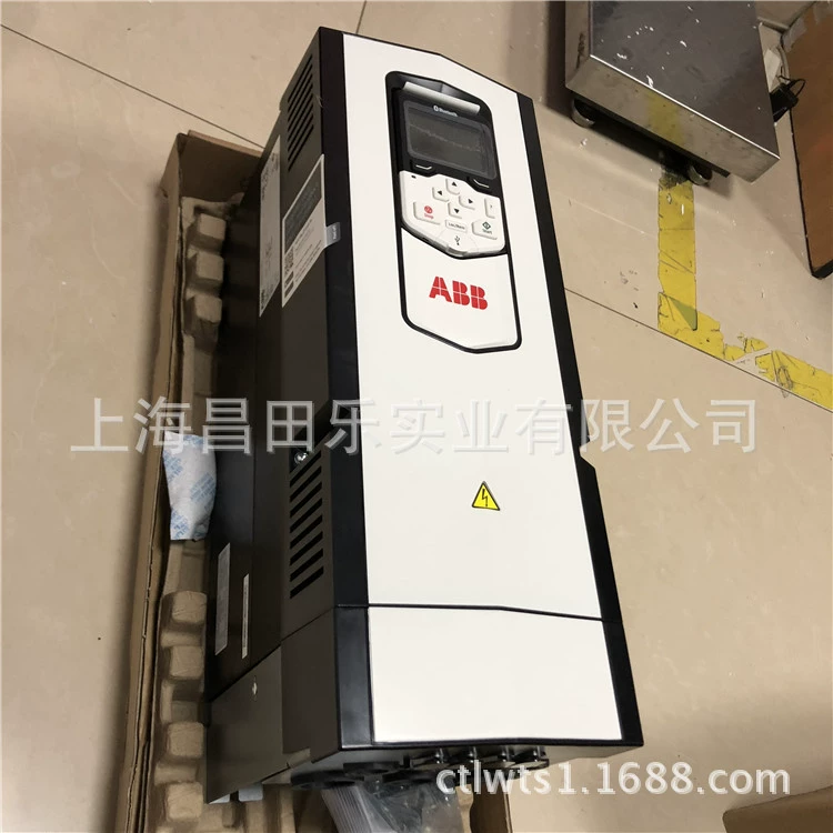 Поставщик инвертор ABB ACS550-01-04-4