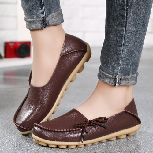  Cross-border Plus Size Women's Leather Mother Shoes Slip-On Hole Shoes Comfortable Bead Shoes Nurse Shoes