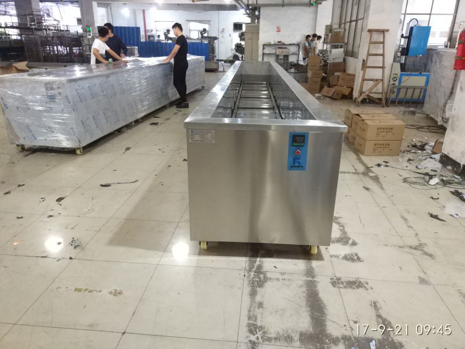 大中小型超声波清洗设备，厂家直销，可定非标