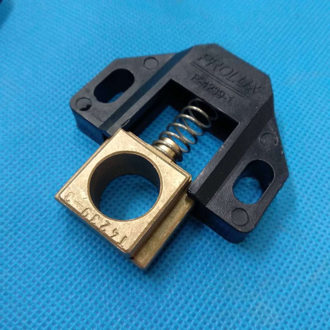 特价供应优质PCB铜套 磨刷滚轮卡座 滚轮支座(压辘套) 4239