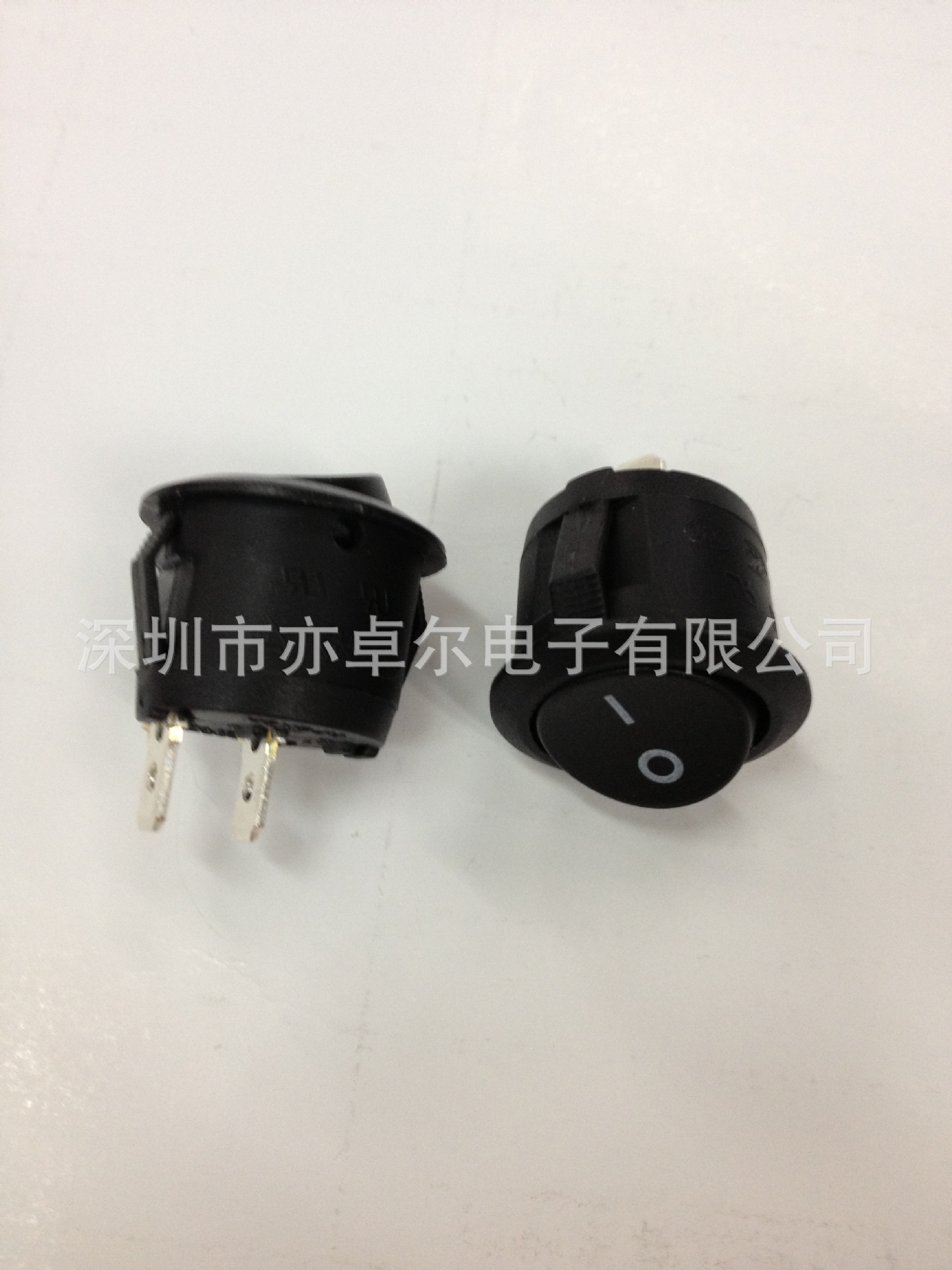 正品台湾HONGJU原装船型开关MR-5-110-C5N-BB两脚黑色翘板开关