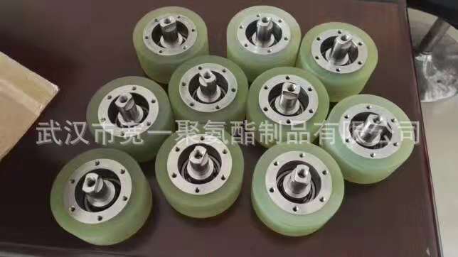 供应内蒙古包装自动化设备用胶轮包胶，辊筒包胶