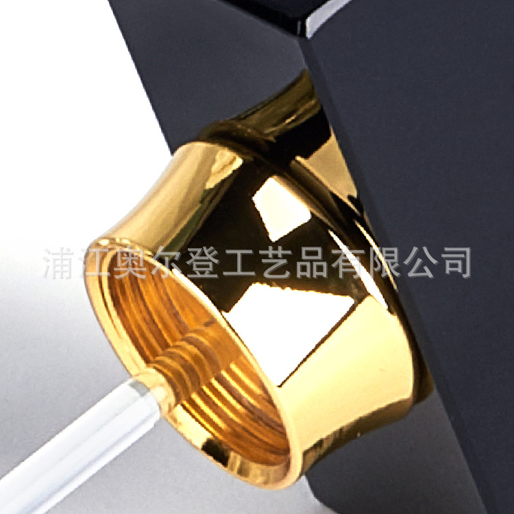 10ml Crystal Craft essential Oil bottle, Middle East Arab Country Perfume bottle, titanium crystal K9 black essential oil bottle wholesale detail image 4