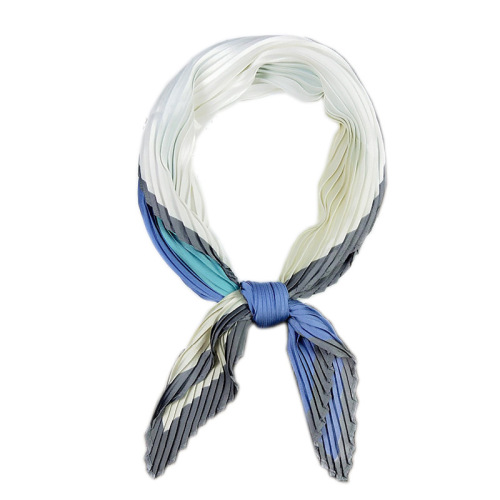 New diamond-shaped pleated small square scarf, small silk scarf, women's fashion crumpled scarf, neck scarf, trendy scarf