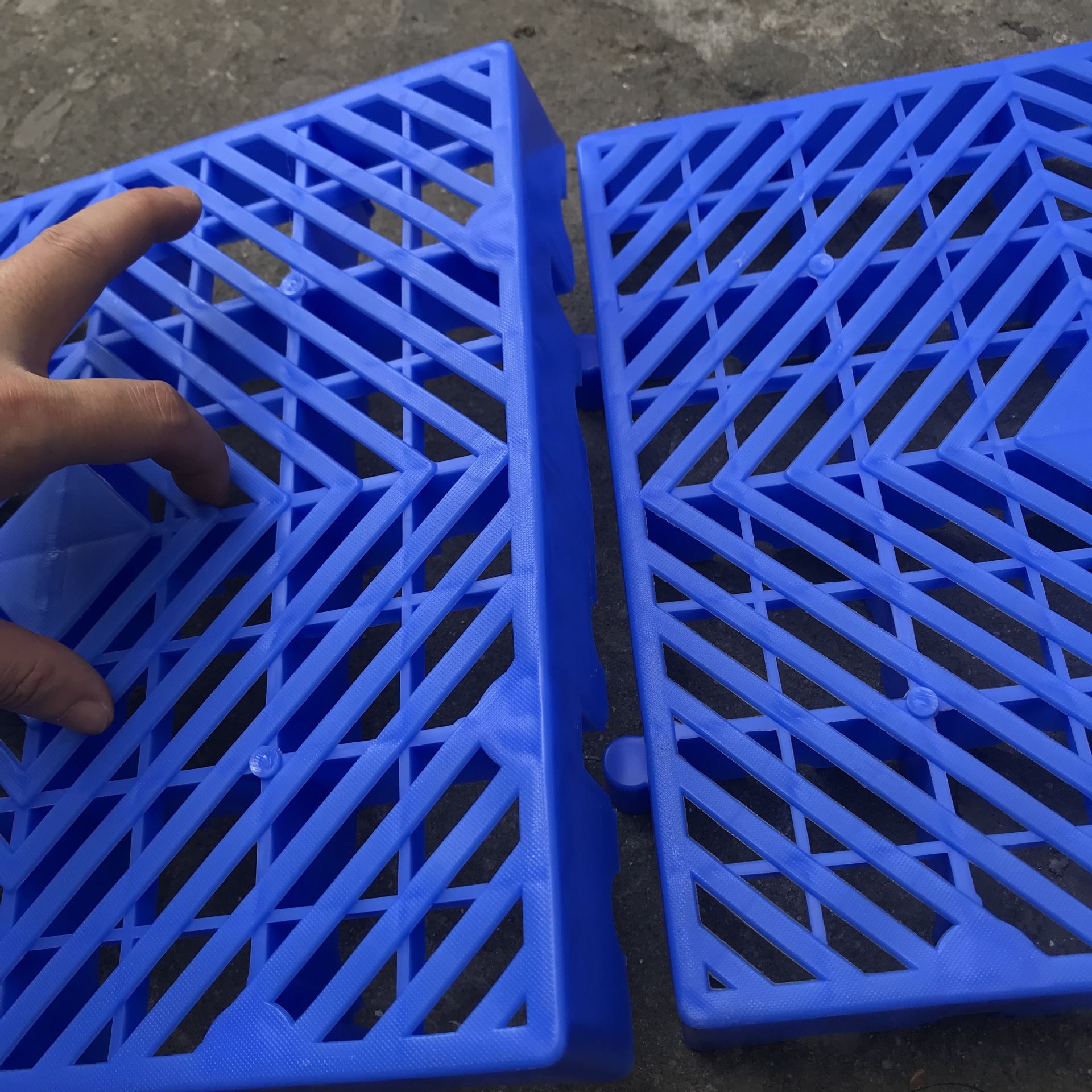 广州塑料托盘500*500*50防潮网格地垫板600*600*50经济地台板卡板