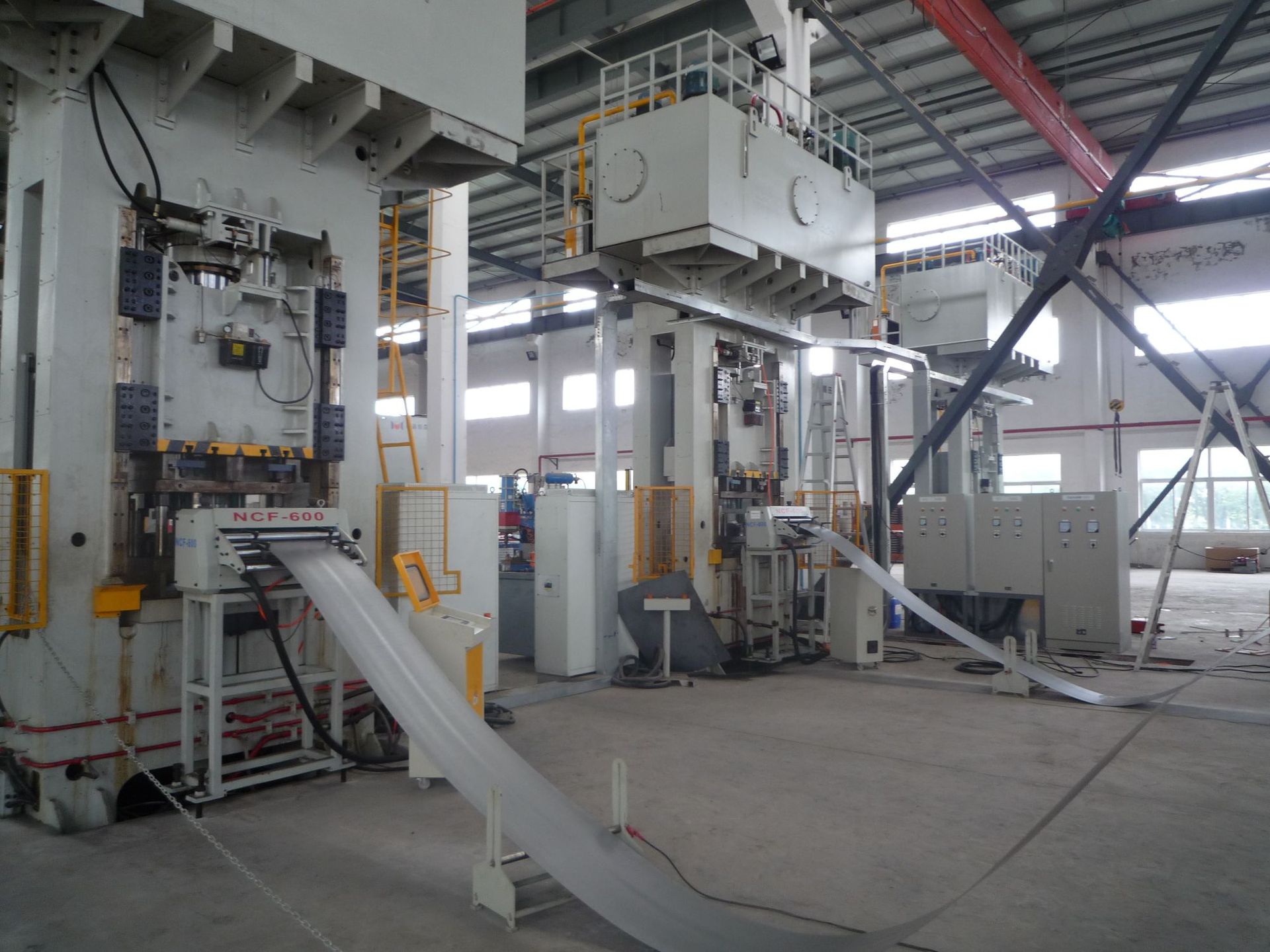 上海丰甲高速送料机，冲床送料器，自动送料机，数控送料机NC系列