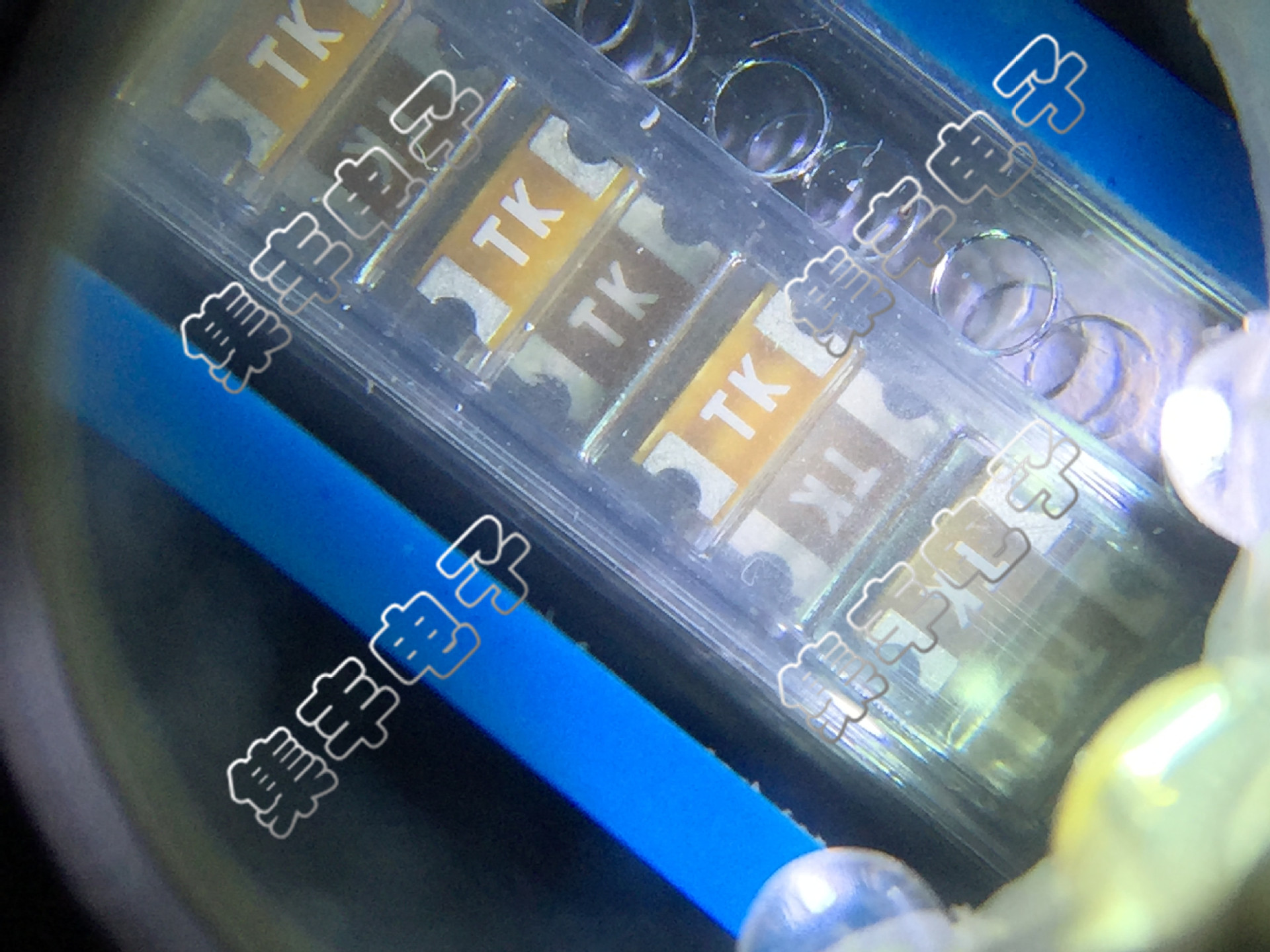 046801.5NRHF 丝印:TK 1206 63V 1.5A 力特 贴片保险丝 欢迎咨询