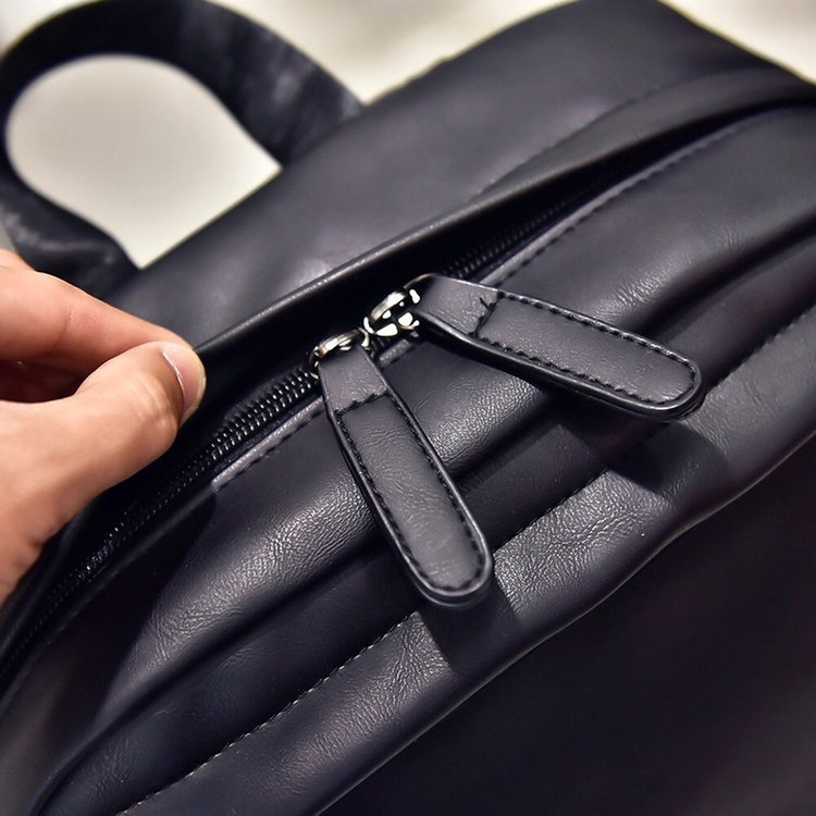2018 new men's travel bag fashion backpack pu backpack men's leisure sports backpack one