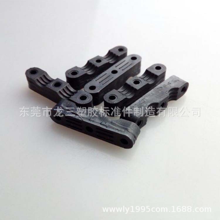 龙三厂家大量供应双线压线板 加厚凹型线卡 三孔一字压线扣