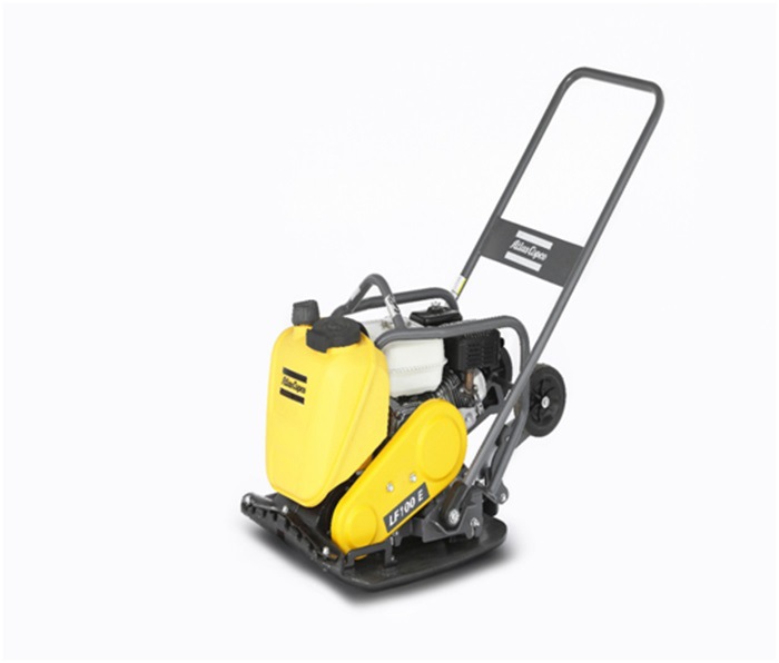 进口品牌|小型路面养护轻松压实-阿特拉斯LF 100平板夯