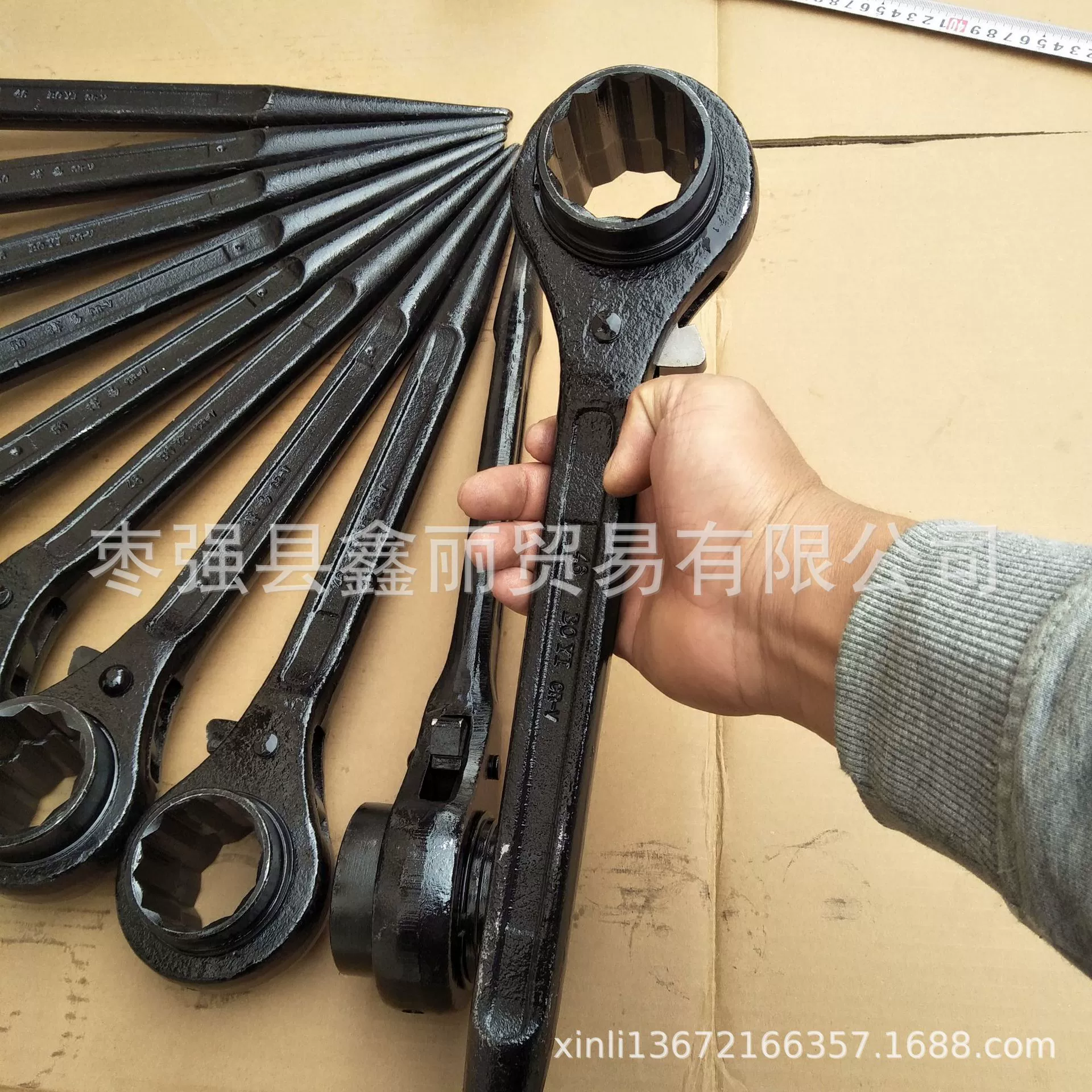 Поставка гаечного ключа в форме цветка сливы Tianjin Hebei Hengshui Zaoqiang Donggong 27-30 32-36 с двойной головкой и высоким грифом
