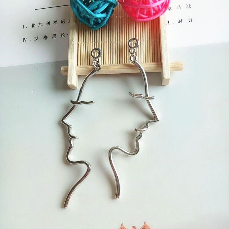 New Minimalist Fun Face Abstract Contour  Earrings Wholesale Nihaojewerly display picture 3