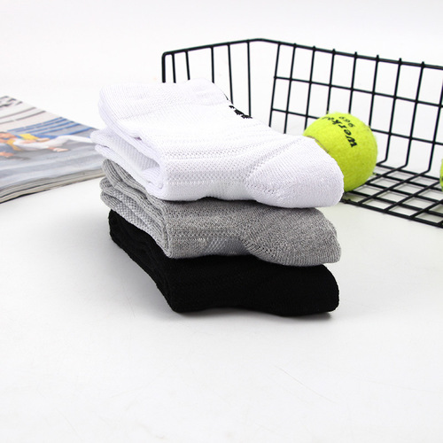 Men's mid-calf sports socks badminton running outdoor elite socks brushed socks sweat-absorbent non-slip basketball socks wholesale