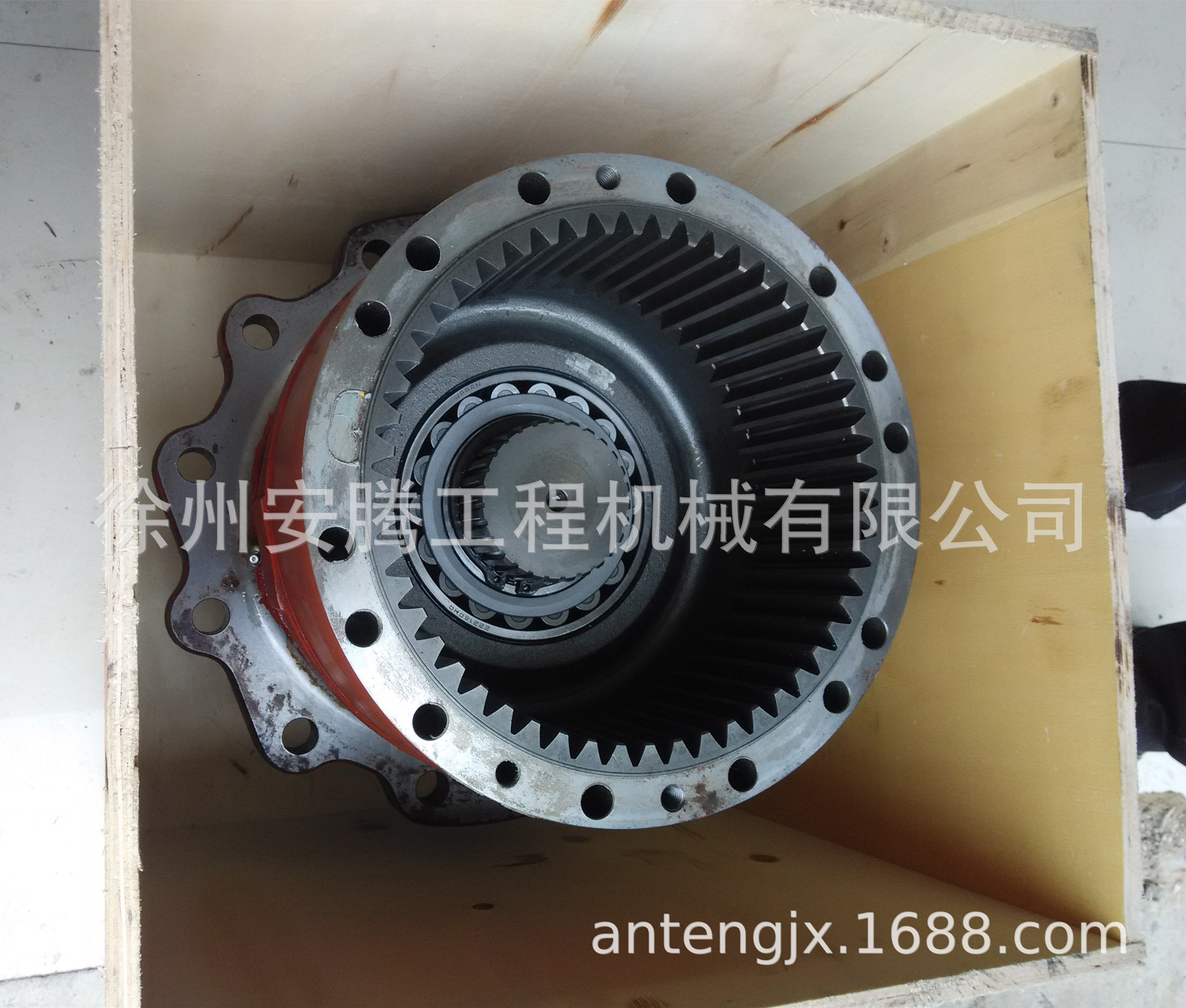 挖机配件XE370CA回转减速机M5X180CHB-10A-4PA/285-169