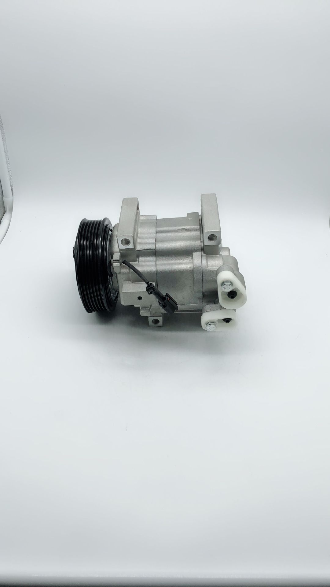 适用于斯巴鲁森林人压缩机 斯巴鲁DKV-10R SCSA08C DKV10Z压缩机