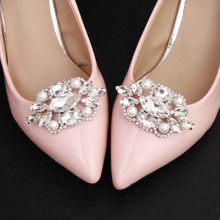 Boucle De Chaussure De Perle De Strass D&#39;alliage Amovible Ronde D&#39;accessoires De Mariée De Mode display picture 1