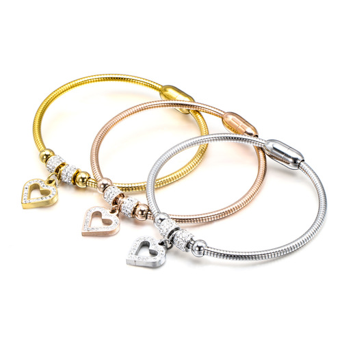 Internet celebrity new fashion simple Ins hollow diamond heart titanium steel snake chain bracelet magnet buckle bracelet wholesale for women