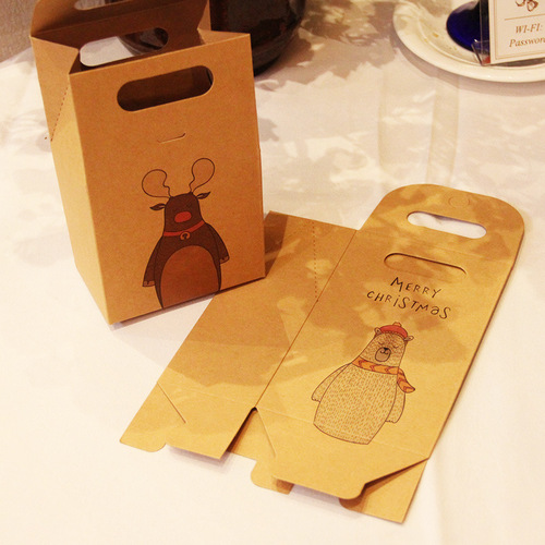 Retro kraft paper cartoon Christmas gift box socks scarf accompanying gift box storage cookie handbag