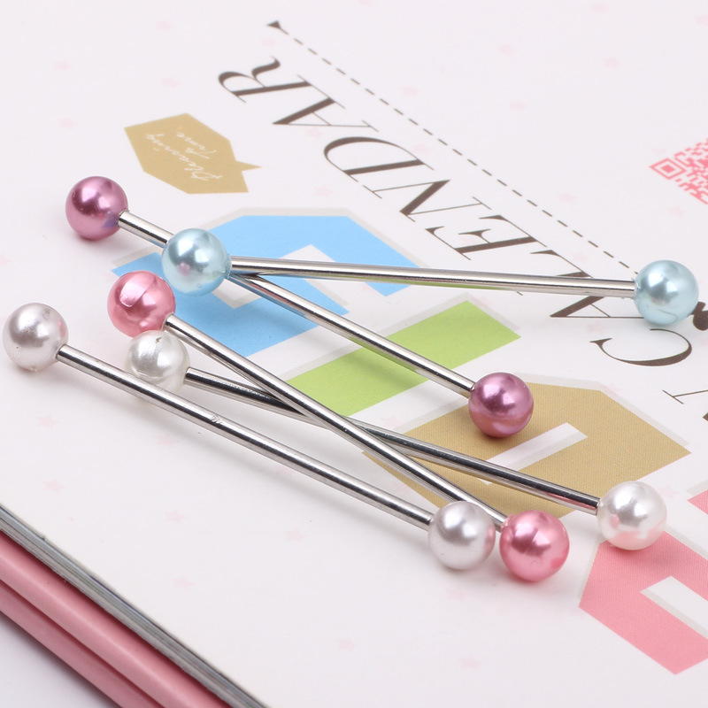 Silver pointed spike labret stud material detail